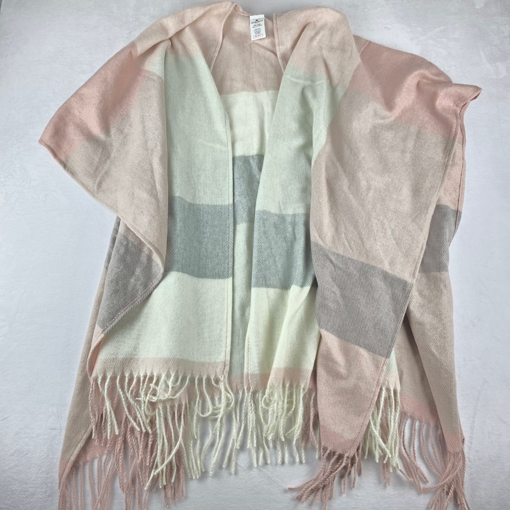 Woolrich Plaid Cape Scarf Wrap Fringe One‎ Size Pink Cream Gray